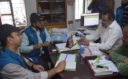 ছদ্মবেশে মিলল দালাল চক্রের দৌরাত্ম্য