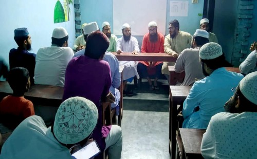আলমডাঙ্গায় কবি মুকুল চৌধুরীর কবিতা পাঠ ও পর্যালোচনা