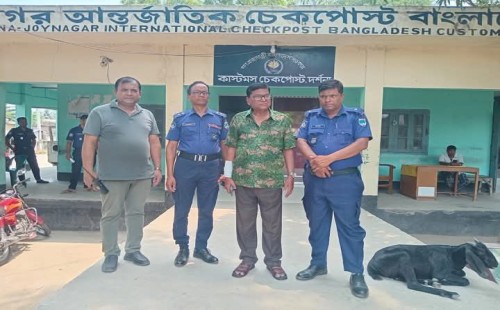 ভারতে পালানোর সময় আ.লীগ নেতা গোলাম মোর্তুজা গ্রেপ্তার