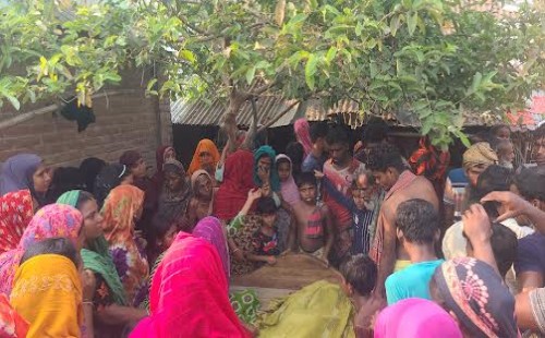 পিতার বিরোধে প্রাণ গেল ছেলের, ঘাতক পলাতক