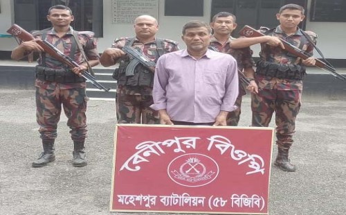 জীবননগর সীমান্তে অবৈধভাবে ভারতে অনুপ্রবেশের সময় আটক ১