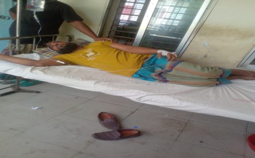 বিএনপি নেতাকে রড দিয়ে মেরে জখম