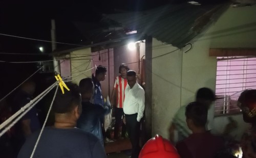 চুয়াডাঙ্গায় বিকট শব্দে আতঙ্ক, যুবলীগ নেতার বাড়িতে বিস্ফোরণ