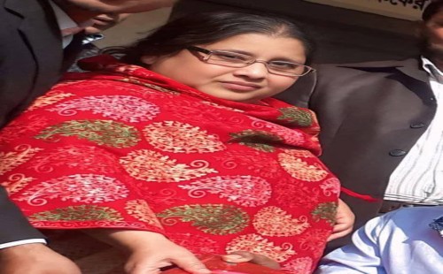 চুয়াডাঙ্গার সীমান্ত ম্যাধ্যমিক বিদ্যালয়ের প্রধান শিক্ষিকা মাহজেবিন চন্দনার ইন্তেকাল, নানা মহলে শোক