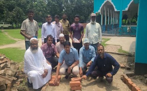 কেরুজ জামে মসজিদের রাস্তা নির্মাণকাজের উদ্বোধন
