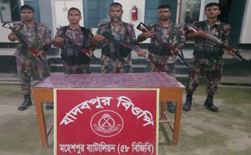 জীবননগর থেকে যৌন উত্তেজক ট্যাবলেট ও ফেনসিডিল উদ্ধার