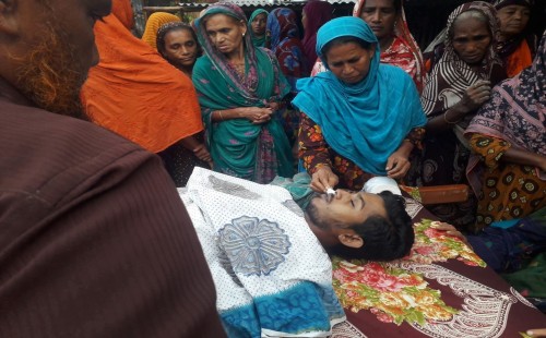 হরিণাকুণ্ডুতে ডেঙ্গু জ্বরে কলেজছাত্রের মৃত্যু