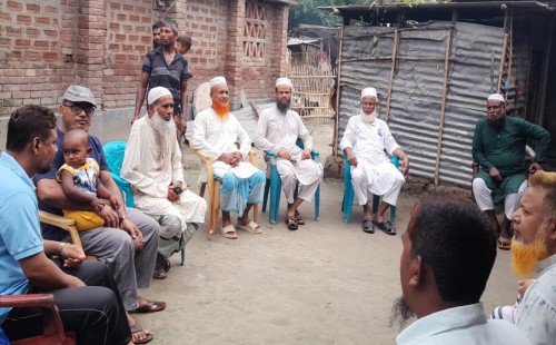 নেহালপুরে বিদ্যুৎস্পৃষ্টে নিহত রকির পরিবার পাশে জামায়াত