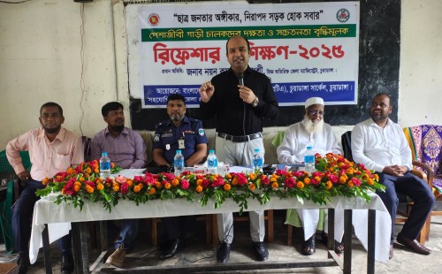 চুয়াডাঙ্গায় গাড়ি চালকদের দক্ষতা বৃদ্ধিতে প্রশিক্ষণ
