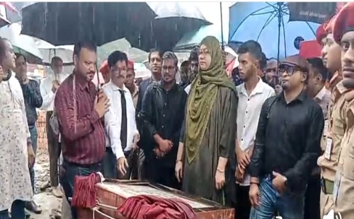 মেহেরপুরে জুলাই শহিদ স্মৃতি স্তম্ভ নির্মাণকাজের উদ্বোধন