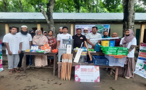 আলমডাঙ্গার এম সবেদ আলী বিদ্যালয়ে ক্রীড়া ও শিক্ষা উপকরণ প্রদান