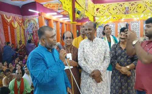 আলমডাঙ্গায় সার্বজনীন মহানাম যজ্ঞানুষ্ঠানের উদ্বোধনে শরীফুজ্জামান