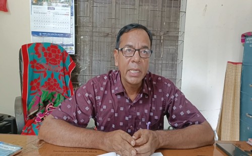 বিয়ের অপরাধে স্কুলে নিষেধাজ্ঞা!