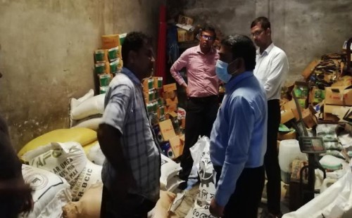 হিজলগাড়ীতে ভোক্তা অধিকার সংরক্ষণ অধিদপ্তরের অভিযান