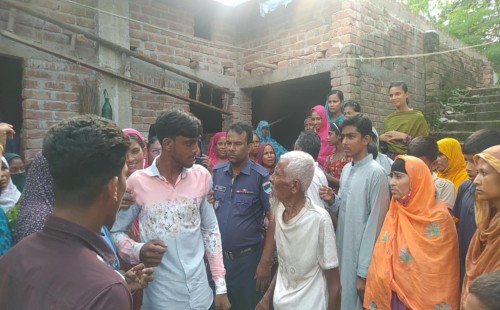 চুয়াডাঙ্গায় টাকা নিয়ে বিরোধে ছেলের বিরুদ্ধে অভিযোগ