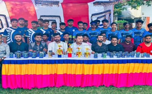 চুয়াডাঙ্গায় ছাত্রদলের সহযোগিতায় ফুটবল টুর্নামেন্ট