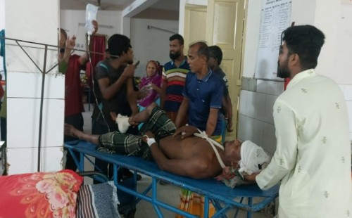 দামুড়হুদায় পূর্ব শত্রুতার জেরে একজনকে কুপিয়ে জখম