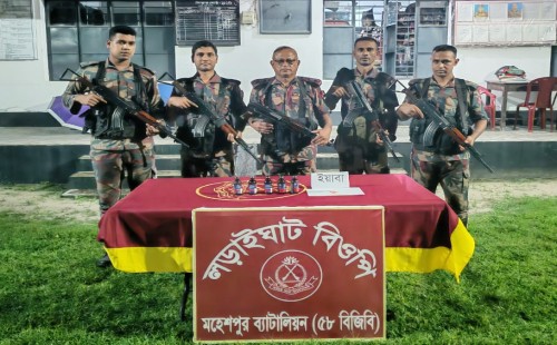 গাঁজা, ইয়াবা, ফেনসিডিল ও মদ উদ্ধার