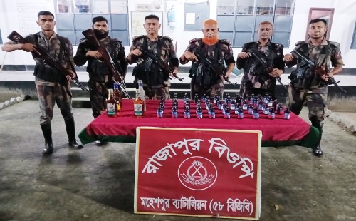 মহেশপুর সীমান্তে বিজিবির অভিযানে মাদক উদ্ধার