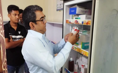 দামুড়হুদায় দুই স্বাস্থ্য প্রতিষ্ঠানকে ৪০ হাজার টাকা জরিমানা