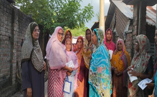 চুয়াডাঙ্গায় মহিলা দলের প্রচারণা
