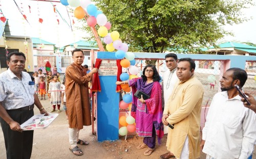 দামুড়হুদায় ডিসি ইকোপার্ক জামে মসজিদ ও আশ্রয়ন শিশু পার্কের উদ্বোধন