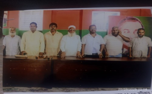 চুয়াডাঙ্গায় শ্রমিক দলের সভা অনুষ্ঠিত