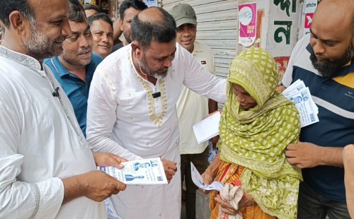 জীবননগরে ধানের শীষের লিফলেট বিতরণ
