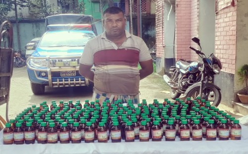 আলমডাঙ্গায় হোমিওপ্যাথিক অ্যালকোহলসহ আটক ১