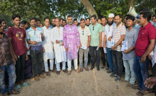জীবননগর উথলীতে যুবদলের উদ্যোগে লিফলেট বিতরণ