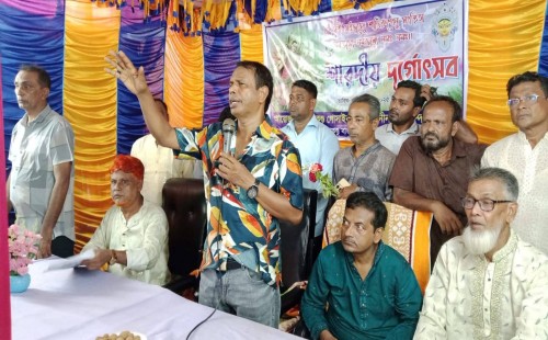 হরিণাকুণ্ডুতে ২৭টি মণ্ডপ পরিদর্শনে অ্যাড. এম এ মজিদ