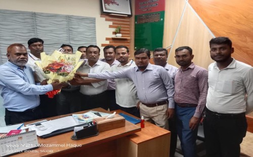 দামুড়হুদা স্বাস্থ্য ও প. প. কর্মকর্তা মশিউরের সাথে ফারিয়া নেতৃবৃন্দের মতবিনিময়
