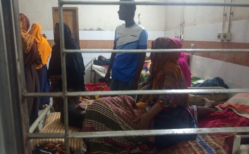 চুয়াডাঙ্গার ডিঙ্গেদহে একসঙ্গে বিষাক্ত স্পিরিট পান করলেন ৯ দিনমজুর