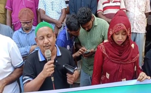 মেহেরপুর জেনারেল হাসপাতালে দুর্নীতি ও অনিয়মের প্রতিবাদে জনতার মানববন্ধন মেহেরপুর জেনারেল হাসপাতালে দুর্নীতি ও অনিয়মের প্রতিবাদে জনতার মানববন্ধন