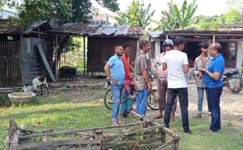 চুয়াডাঙ্গায় ইজিবাইক চালকের ঝুলন্ত মরদেহ উদ্ধার