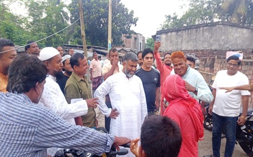 ধানের শীষের জয় নিশ্চিত করতে চুয়াডাঙ্গা-১ আসনের মাঠে শরীফুজ্জামান