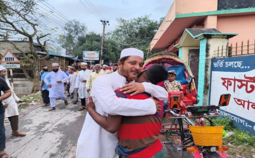 চুয়াডাঙ্গা পৌর ২ নম্বর ওয়ার্ডে গণসংযোগে অ্যাড. রাসেল