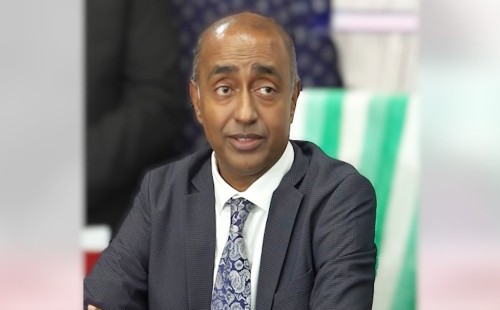 কবর থেকে উঠে এসে কেউ আর ভোট দিতে পারবে না : অ্যাটর্নি জেনারেল কবর থেকে উঠে এসে কেউ আর ভোট দিতে পারবে না : অ্যাটর্নি জেনারেল