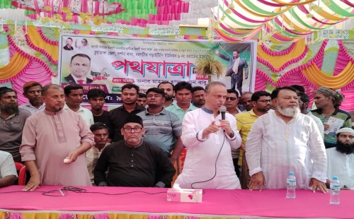 গড়াইটুপিতে ফুটবল টুর্নামেন্টের অনুষ্ঠান ও পথসভায় মাহমুদ হাসান খান বাবু