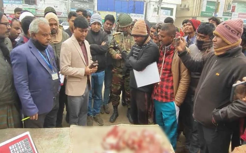 গাংনীতে ফ্রিজের মাংস বিক্রি করায় ব্যবসায়ীকে জরিমানা
