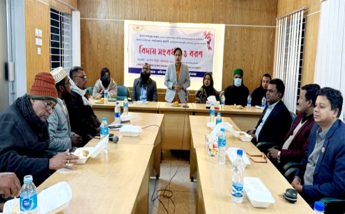 আলমডাঙ্গায় মহিলা বিষয়ক কর্মকর্তার বিদায় সংবর্ধনা