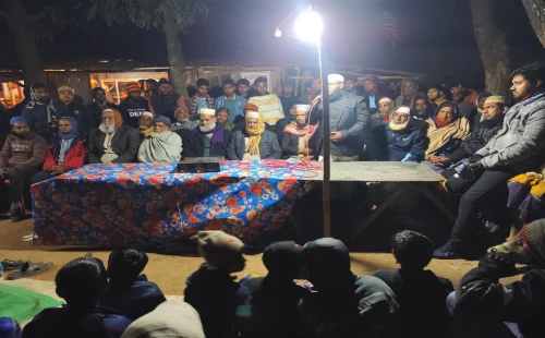 জীবননগরের সুটিয়ায় ওয়াজ মাহফিল বন্ধের প্রতিবাদে সভা