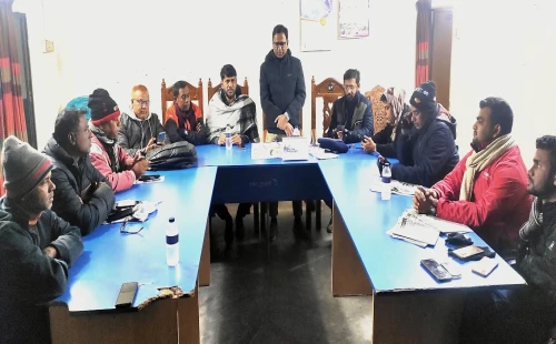 দর্শনায় সাংবাদিকদের সঙ্গে নবাগত ওসির মতবিনিময়