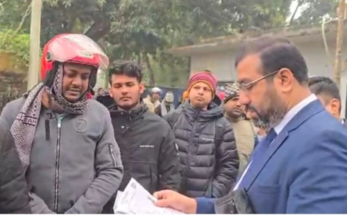 ‎অনিয়ম ও দুর্নীতি প্রতিরোধে মেহেরপুর বিআরটিএতে জেলা প্রশাসকের ঝটিকা অভিযান