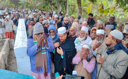 বীর মুক্তিযোদ্ধাদের কবর জিয়ারতের মধ্যদিয়ে জামায়াত প্রার্থী রুহুল আমিনের প্রচারণা শুরু