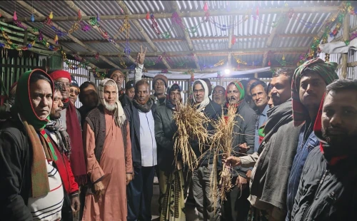 হাটবোয়ালিয়ায় বিভিন্ন দলের ২০০ নেতা-কর্মীর বিএনপিতে যোগদান