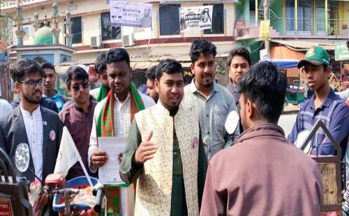 দর্শনায় ‘হ্যাঁ’ ভোটের পক্ষে ছাত্রশিবিরের প্রচারণা