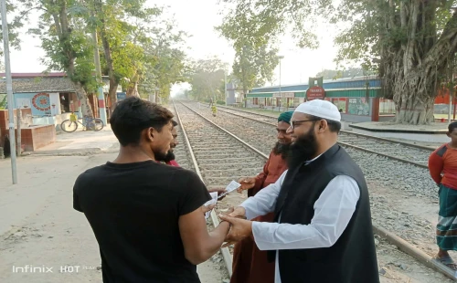 দর্শনায় ইসলামী আন্দোলনের গণসংযোগে হাসানুজ্জামান সজিব