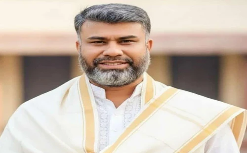 ভোটের অপেক্ষায় চুয়াডাঙ্গা-১, আলোচনায় বিএনপির প্রার্থী শরীফুজ্জামান