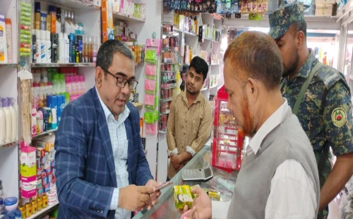 দুই প্রতিষ্ঠানে ১৩ হাজার টাকা জরিমানা